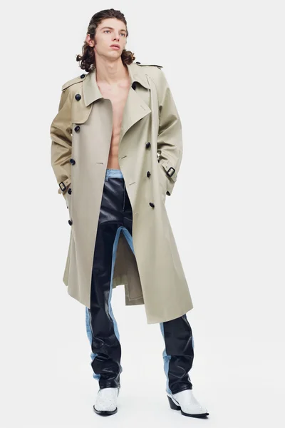 Look 10